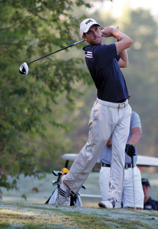 Alumni step in as volunteer coaches for men's golf team